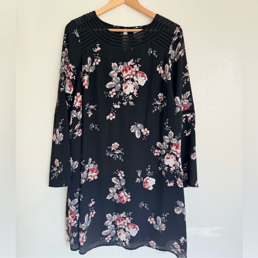 Maternity Bundle- Isabel Maternity Floral Midi Dress and Motherhood blue tunic M - Picture 2 of 13